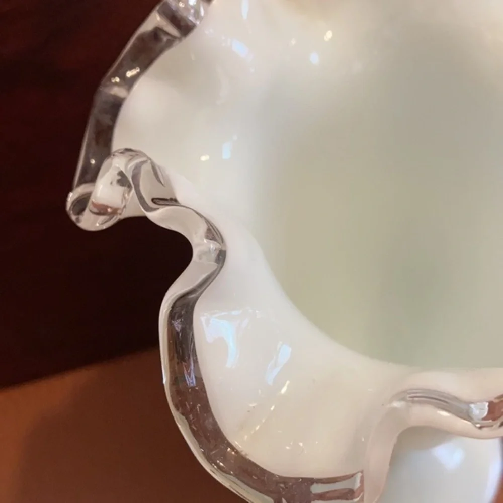 Vtg Fenton milk glass silver crest design ruffled petite vase